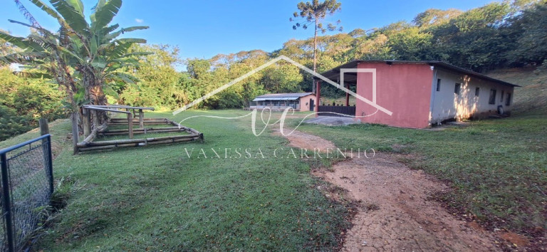 Imagem Imóvel com 2 Quartos à Venda, 4.305 m² em Jardim Camargo (canguera) - São Roque