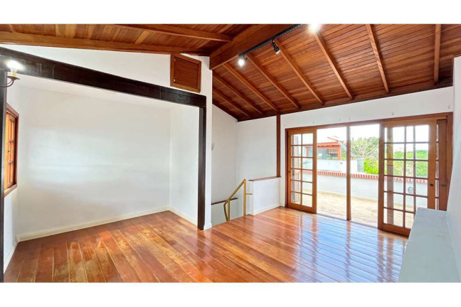Imagem Casa com 3 Quartos à Venda, em Tristeza - Porto Alegre Imagem Casa com 3 Quartos à Venda, em Tristeza - Porto Alegre