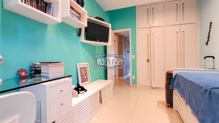 Imagem Apartamento com 4 Quartos à Venda, 220 m² em Lagoa - Rio De Janeiro