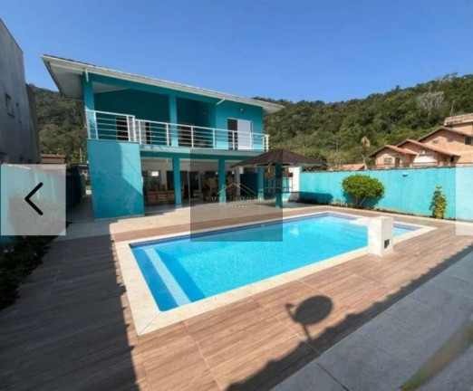 Casa com 3 Quartos à Venda, 280 m² em Mar Verde - Caraguatatuba