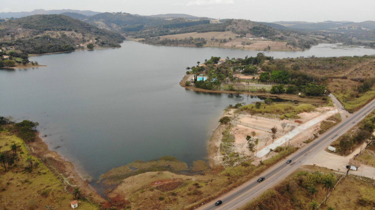Imagem Terreno à Venda, 1.950 m² em Barragem Benfica - Itaúna Imagem Terreno à Venda, 1.950 m² em Barragem Benfica - Itaúna