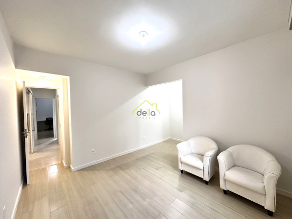 Imagem Imóvel com 3 Quartos à Venda, 95 m² em Saguaçu - Joinville