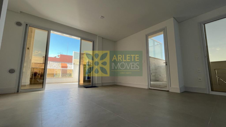 Imagem Cobertura com 3 Quartos à Venda, 157 m² em Mariscal - Bombinhas