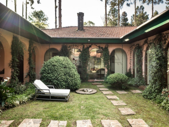 Imagem Casa com 6 Quartos à Venda, 977 m² em Toriba - Campos Do Jordão