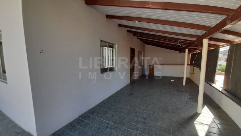 Imagem Sobrado com 6 Quartos à Venda, em Gravatá - Navegantes Imagem Sobrado com 6 Quartos à Venda, em Gravatá - Navegantes