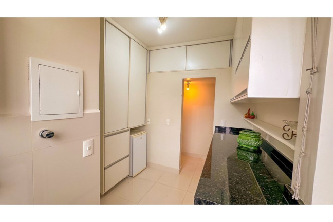 Imagem Apartamento com 3 Quartos à Venda, 156 m² em Centro Histórico - Porto Alegre Imagem Apartamento com 3 Quartos à Venda, 156 m² em Centro Histórico - Porto Alegre