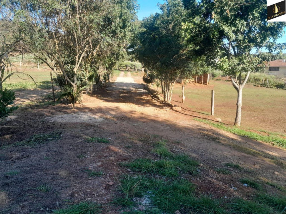 Imagem Imóvel com 2 Quartos à Venda, 19.517 m² em Zona Rural - Campo Magro Imagem Imóvel com 2 Quartos à Venda, 19.517 m² em Zona Rural - Campo Magro