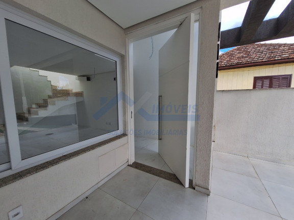 Imagem Sobrado com 3 Quartos à Venda,  em Jardim Planalto - Porto Alegre