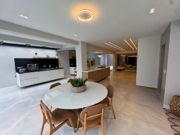 Imagem Casa com 3 Quartos à Venda, 425 m² em Canto Do Forte - Praia Grande Imagem Casa com 3 Quartos à Venda, 425 m² em Canto Do Forte - Praia Grande