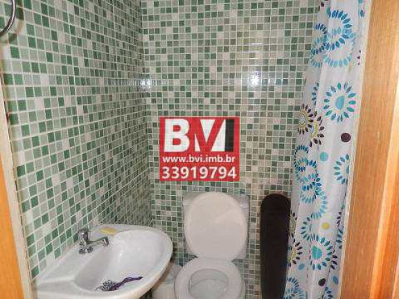 Imagem Casa com 2 Quartos à Venda, 340 m² em Penha Circular - Rio De Janeiro Imagem Casa com 2 Quartos à Venda, 340 m² em Penha Circular - Rio De Janeiro
