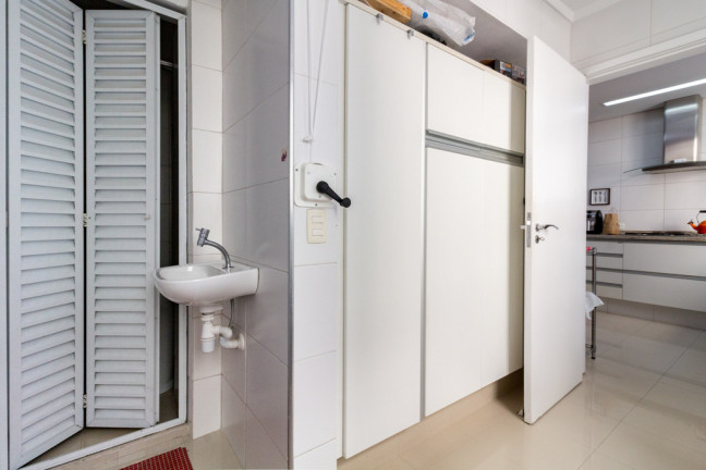 Imagem Apartamento com 3 Quartos à Venda, 176 m² em Consolação - São Paulo Imagem Apartamento com 3 Quartos à Venda, 176 m² em Consolação - São Paulo