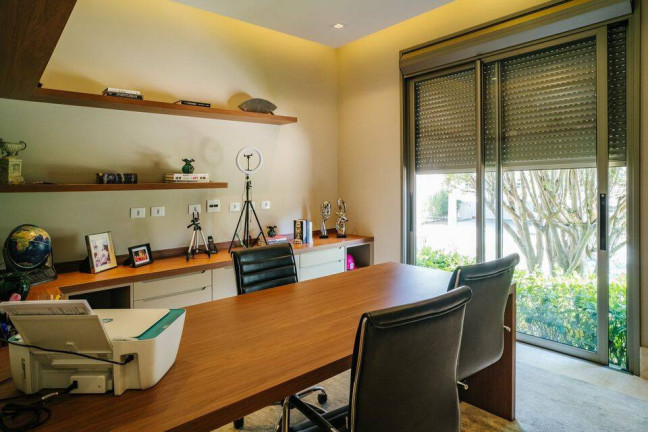 Imagem Casa com 5 Quartos à Venda, 1.180 m² em Alphaville - Santana De Parnaíba Imagem Casa com 5 Quartos à Venda, 1.180 m² em Alphaville - Santana De Parnaíba