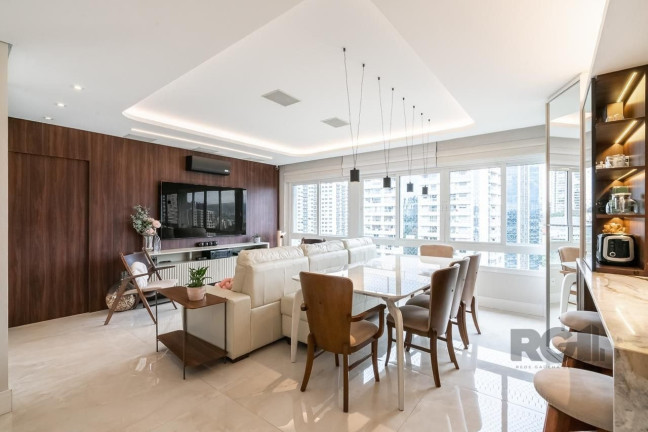 Imagem Cobertura com 3 Quartos à Venda, 231 m² em Petrópolis - Porto Alegre