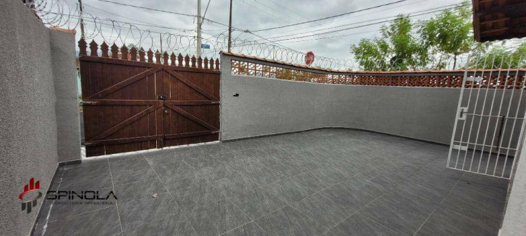 Imagem Casa com 2 Quartos à Venda, 70 m² em Maracanã - Praia Grande Imagem Casa com 2 Quartos à Venda, 70 m² em Maracanã - Praia Grande