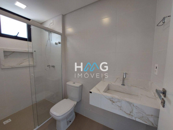 Imagem Apartamento com 3 Quartos para Alugar, 124 m² em Meia Praia - Itapema