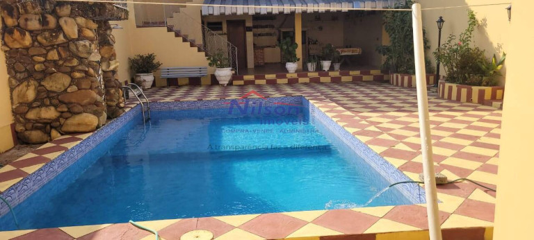Imagem Casa com 3 Quartos à Venda, 380 m² em Vila Galvão - Guarulhos