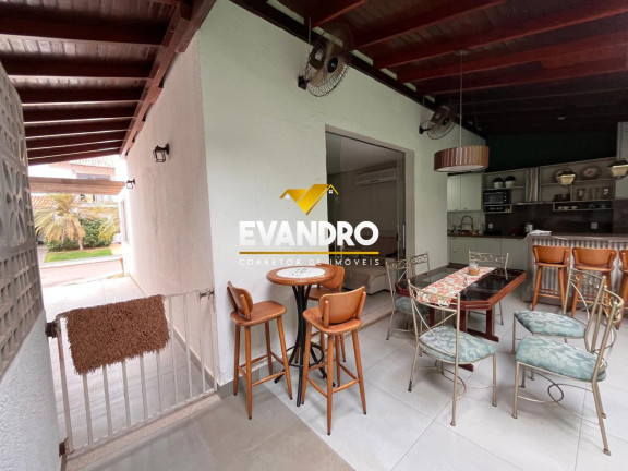 Imagem Casa com 3 Quartos à Venda, 169 m² em Santa Rosa - Cuiabá