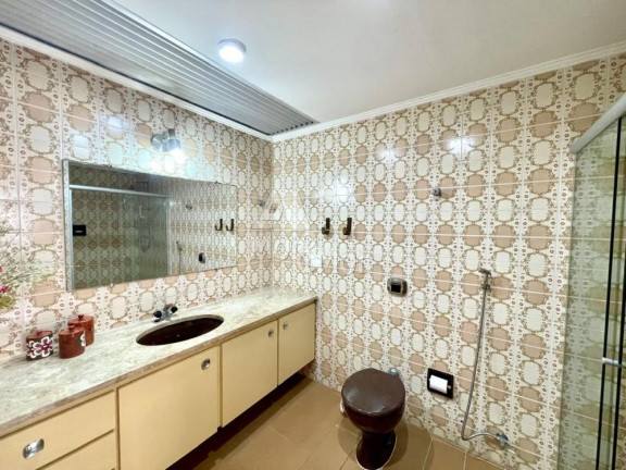Imagem Apartamento com 3 Quartos à Venda, 180 m² em Pitangueiras - Guarujá