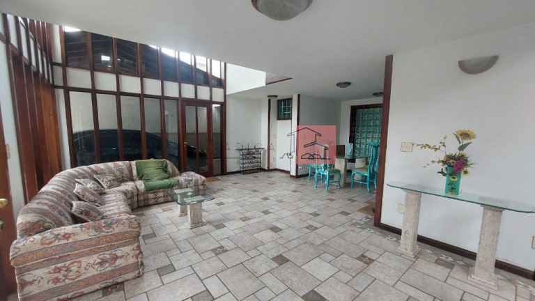 Imagem Casa com 4 Quartos à Venda, 360 m² em Piratininga - Niterói