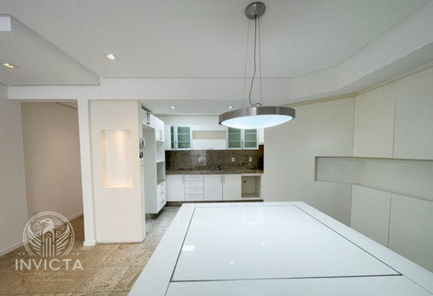 Imagem Apartamento com 3 Quartos à Venda, 123 m² em Centro - Balneário Camboriú Imagem Apartamento com 3 Quartos à Venda, 123 m² em Centro - Balneário Camboriú