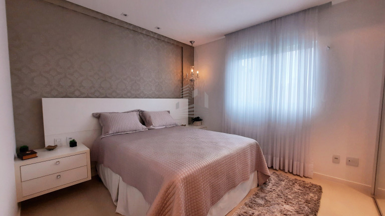 Imagem Apartamento com 3 Quartos à Venda, 256 m² em Centro - Balneário Camboriú