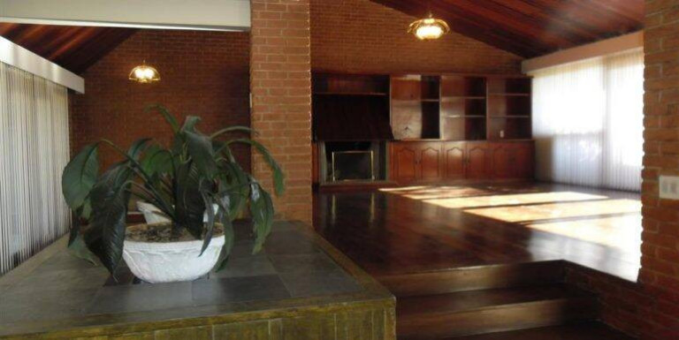 Imagem Casa com 3 Quartos para Alugar, 1.000 m² em Alphaville - Barueri