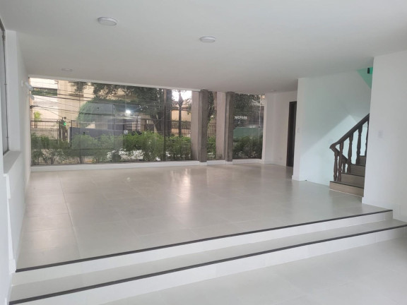 Imagem Sobrado com 4 Quartos para Alugar, 330 m² em Indianópolis - São Paulo Imagem Sobrado com 4 Quartos para Alugar, 330 m² em Indianópolis - São Paulo