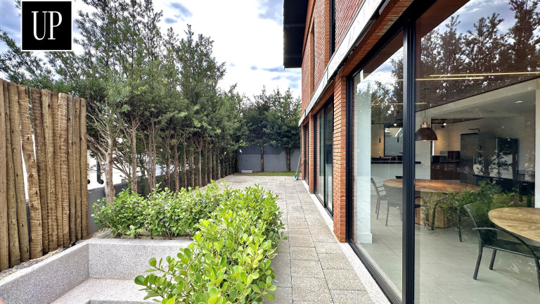 Imagem Casa com 4 Quartos à Venda, 560 m² em Alphaville - Santana De Parnaíba