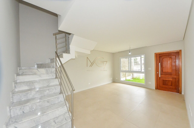 Imagem Casa com 3 Quartos à Venda, 121 m² em Xaxim - Curitiba