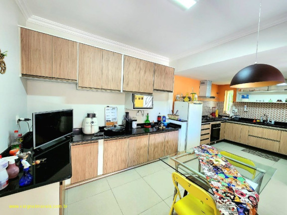 Imagem Imóvel com 3 Quartos à Venda, 168 m² em Lauro De Freita - Salvador Imagem Imóvel com 3 Quartos à Venda, 168 m² em Lauro De Freita - Salvador