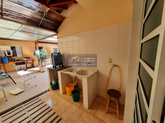 Imagem Casa com 3 Quartos à Venda, 250 m² em Jacaré - Cabreúva