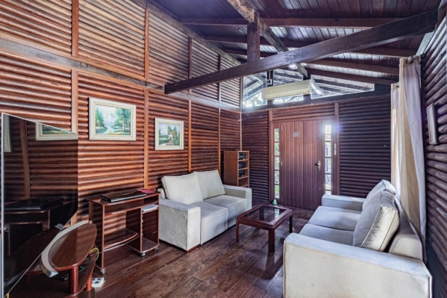 Imagem Casa com 3 Quartos à Venda, 244 m² em Cristal - Porto Alegre