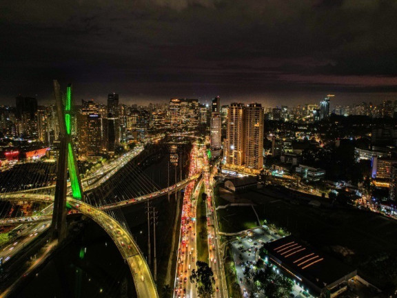 Imagem Imóvel com 4 Quartos à Venda, 211 m² em Real Parque - São Paulo Imagem Imóvel com 4 Quartos à Venda, 211 m² em Real Parque - São Paulo