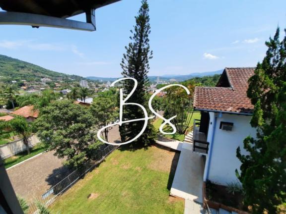Imagem Casa com 6 Quartos à Venda, 1.500 m² em Viaduto - Igrejinha