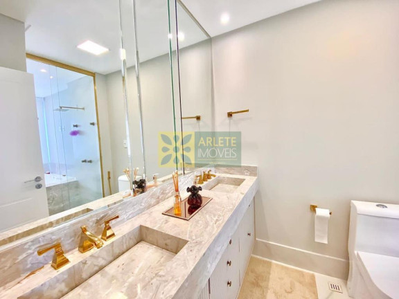 Imagem Apartamento com 4 Quartos à Venda, 165 m² em Balneário Perequê - Porto Belo