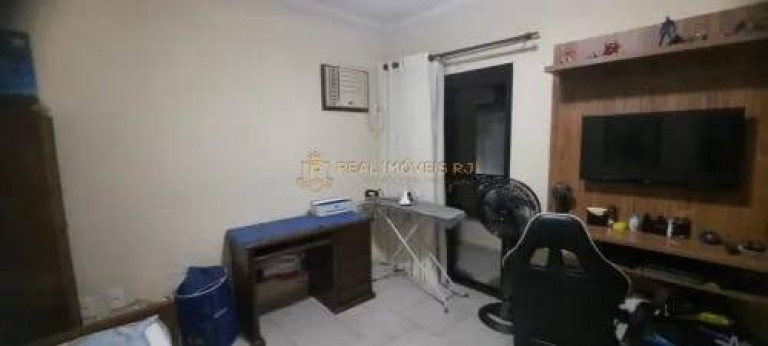 Imagem Casa com 2 Quartos à Venda, 110 m² em Vila Valqueire - Rio De Janeiro Imagem Casa com 2 Quartos à Venda, 110 m² em Vila Valqueire - Rio De Janeiro