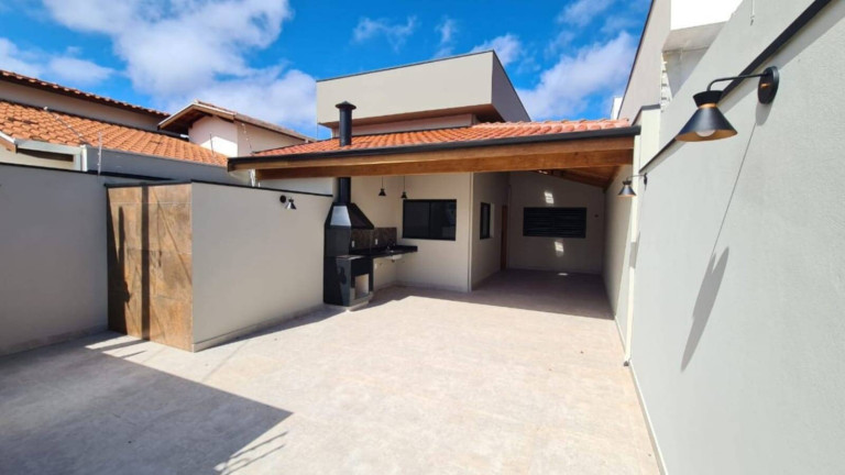 Imagem Casa com 3 Quartos à Venda, 181 m² em Parque Residencial Primavera - Botucatu Imagem Casa com 3 Quartos à Venda, 181 m² em Parque Residencial Primavera - Botucatu