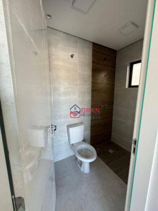 Imagem Sobrado com 3 Quartos à Venda, 203 m² em Capão Da Imbuia - Curitiba Imagem Sobrado com 3 Quartos à Venda, 203 m² em Capão Da Imbuia - Curitiba