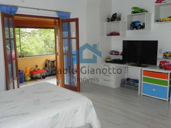 Imagem Casa de Condomínio com 5 Quartos à Venda, 1 m² em águas Da Fazendinha - Carapicuíba
