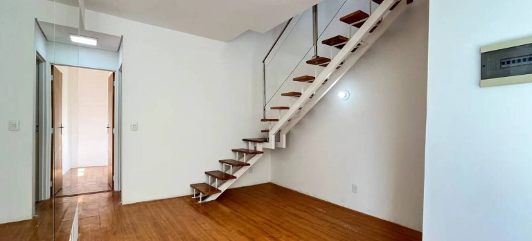 Imagem Cobertura com 2 Quartos à Venda, 120 m² em Buritis - Belo Horizonte Imagem Cobertura com 2 Quartos à Venda, 120 m² em Buritis - Belo Horizonte