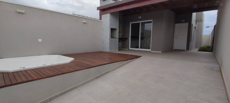 Casa com 2 Quartos à Venda, 150 m² em Flora Rica 2 - Peruíbe