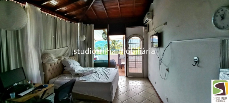Imagem Casa com 6 Quartos à Venda,  em Barra Velha - Ilhabela
