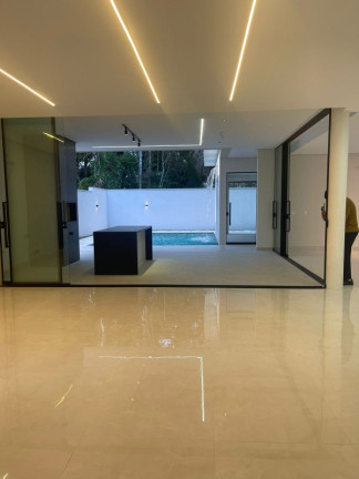 Imagem Casa com 4 Quartos à Venda, 560 m² em Ponta Negra - Manaus
