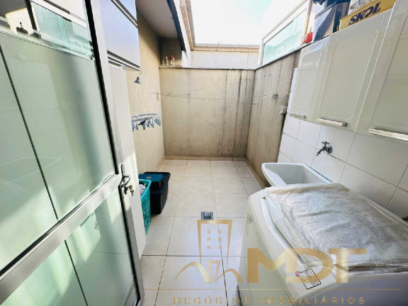 Imagem Apartamento com 2 Quartos à Venda, 65 m² em Santa Amélia - Belo Horizonte