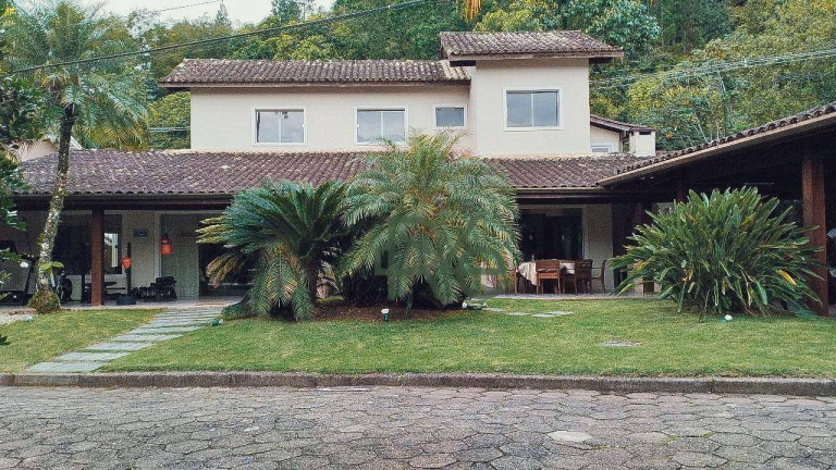 Casa com 8 Quartos à Venda, 500 m² em Pontal - Angra Dos Reis