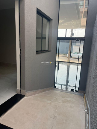 Imagem Casa com 3 Quartos à Venda, 210 m²