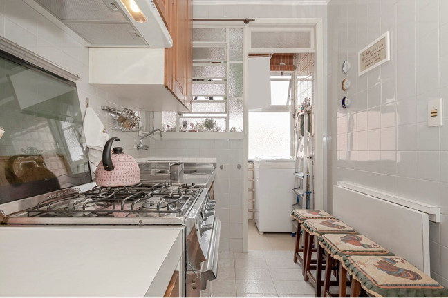 Imagem Apartamento com 2 Quartos à Venda, 59 m² em Vila Ipiranga - Porto Alegre Imagem Apartamento com 2 Quartos à Venda, 59 m² em Vila Ipiranga - Porto Alegre