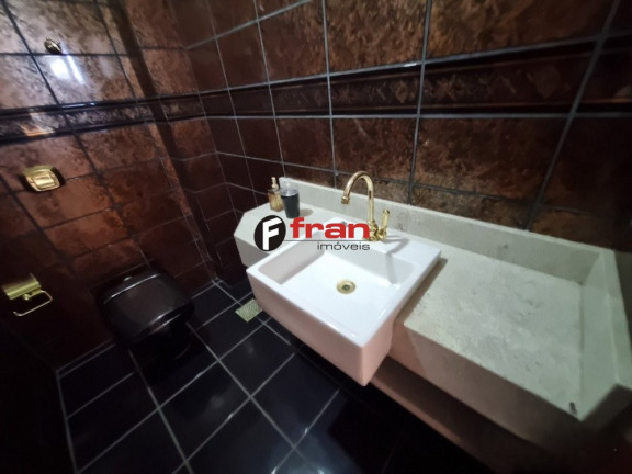 Imagem Casa com 6 Quartos à Venda, 291 m² em Córrego Grande - Florianópolis