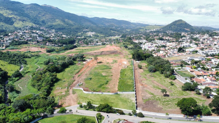 Terreno em Condomínio à Venda, 360 m² em San Fernando Valley - Atibaia