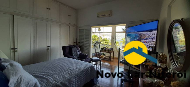 Imagem Casa com 4 Quartos à Venda, 221 m² em São Francisco - Niterói Imagem Casa com 4 Quartos à Venda, 221 m² em São Francisco - Niterói